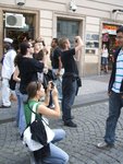 all_taking_pics_of_castle