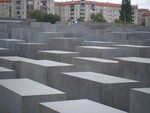 100_1525