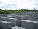 100_1530